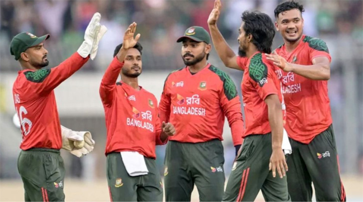 এশিয়া কাপ থেকে বিদায় নিলেও যে কারণে দেশে ফিরছে না বাংলাদেশ