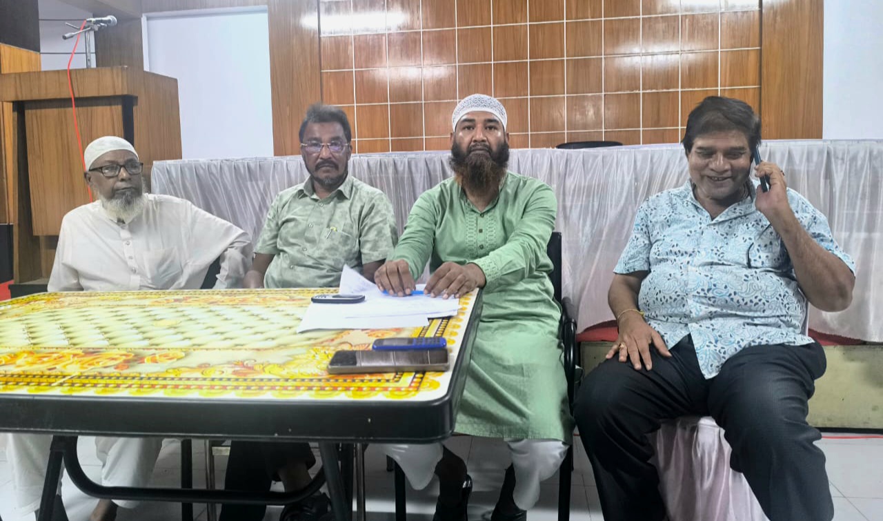 শেরপুর জেলা হোটেল-রেস্তোরাঁ ও সুইটমিট মালিক সমিতির কমিটি গঠন, সভাপতি হীরা, সম্পাদক বাপ্পী
